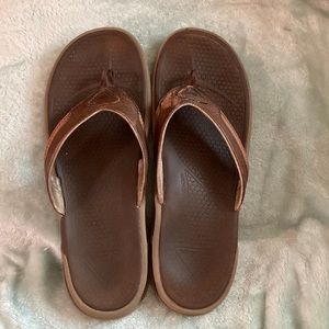 Columbus flip flops brown  leather size 12 used sandals